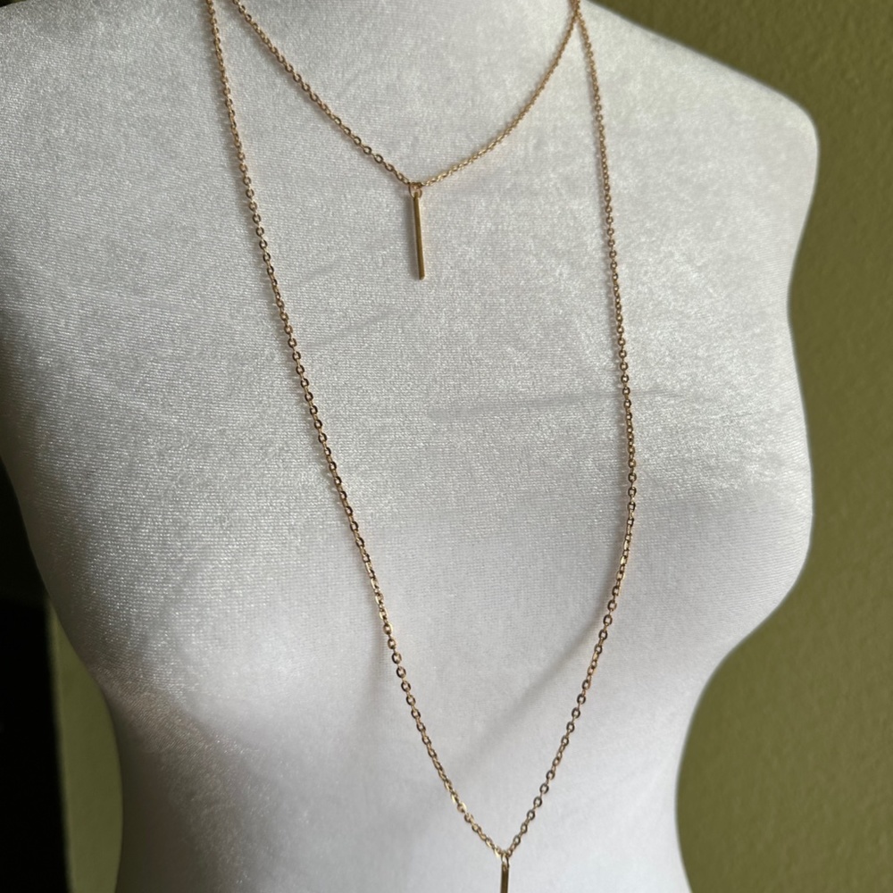 Gold Tone Necklace